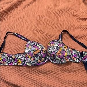 Floral Underwire Bra - Cacique 40D